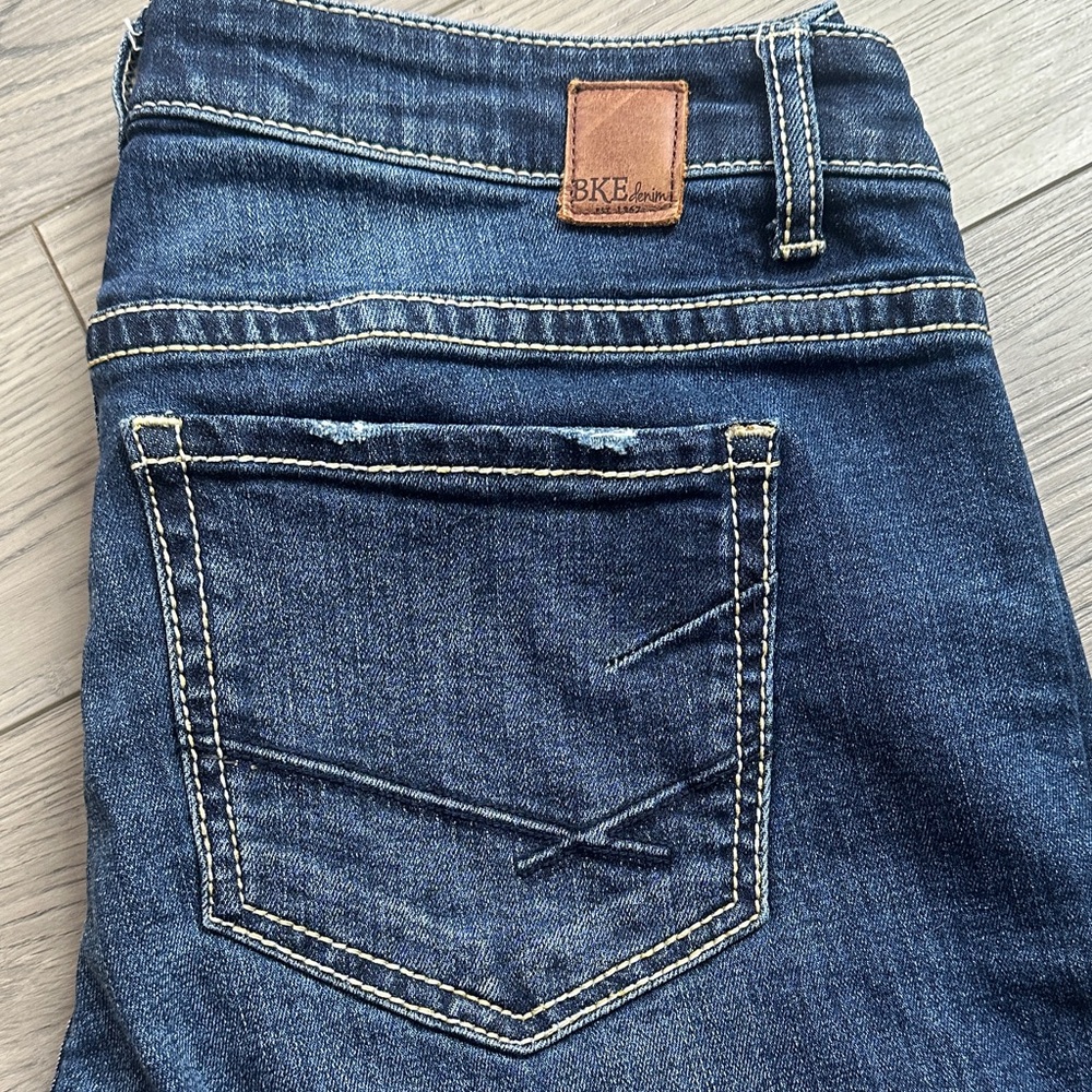 BKE Dark Blue Straight Leg Women's Jeans - Picture 2 of 3